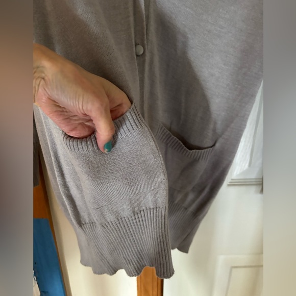 Embroidered Skull Sweater Jacket - Picture 6 of 9